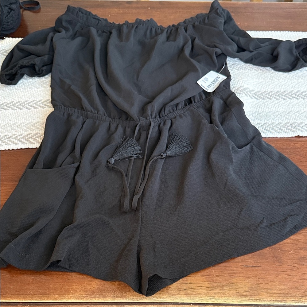 South Moon Under Black Textured Garment